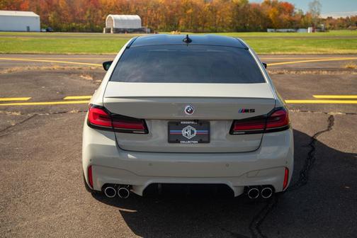 2023 BMW M5 Base