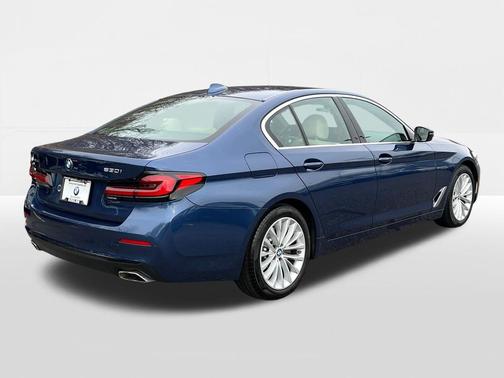2021 BMW 530 xDrive