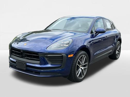 Gentian Blue Metallic 2023 Porsche Macan T