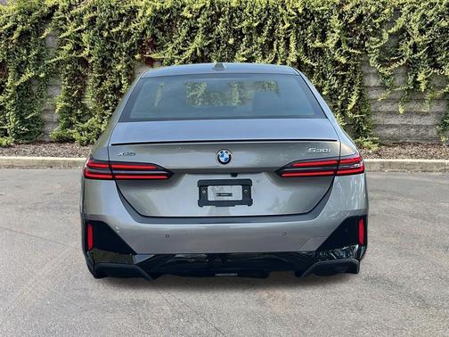 GREY 2027 BMW 530 i xDrive