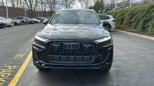 2025 Audi Q7 45 Premium Plus