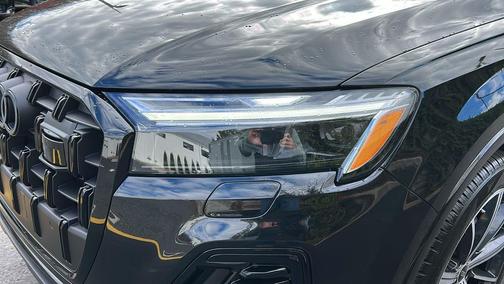 2025 Audi Q7 45 Premium Plus