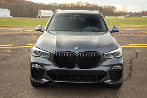 2021 BMW X5 M50i
