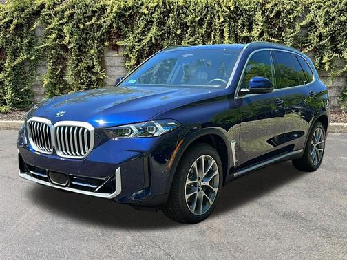 Tanzanite Blue II Metallic 2026 BMW X5 xDrive40i