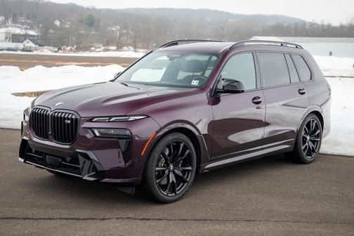 2024 BMW X7 M60i