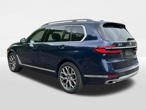 Tanzanite Blue II Metallic 2024 BMW X7 xDrive40i