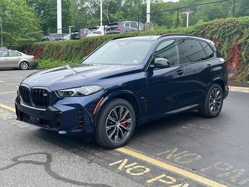 2025 BMW X5 M60i