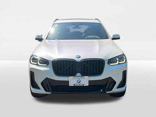 Mineral White Metallic 2024 BMW X3 xDrive30i