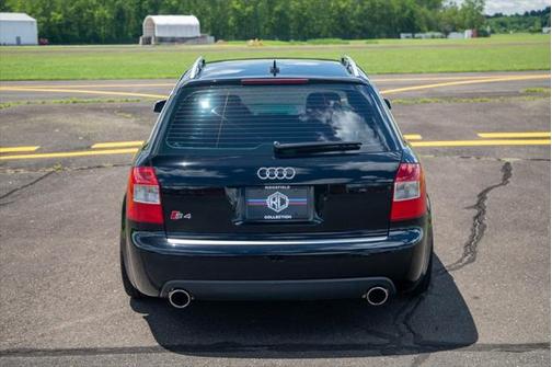 2005 Audi S4 4.2 Avant quattro