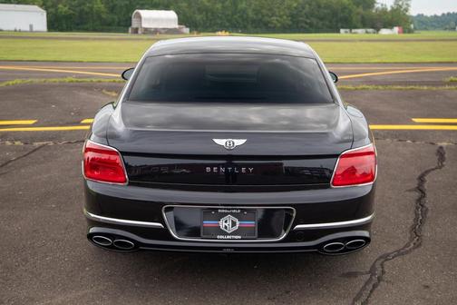2022 Bentley Flying Spur Hybrid Hybrid