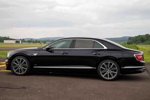 2022 Bentley Flying Spur Hybrid Hybrid