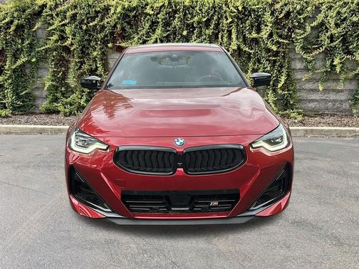 Vegas Red Metallic 2026 BMW M240 i xDrive