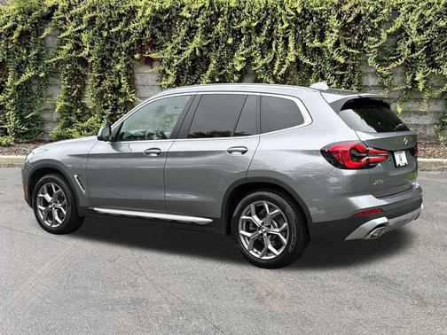 Skyscraper Grey Metallic 2024 BMW X3 xDrive30i
