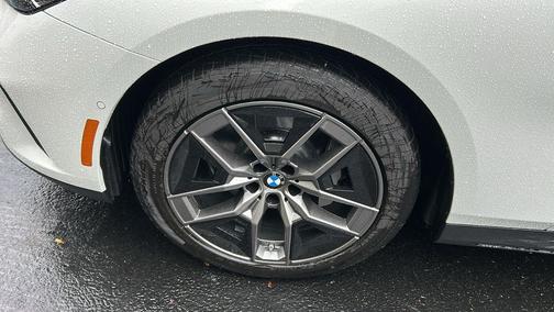 2026 BMW 530 i xDrive