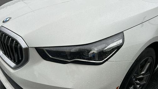 2026 BMW 530 i xDrive