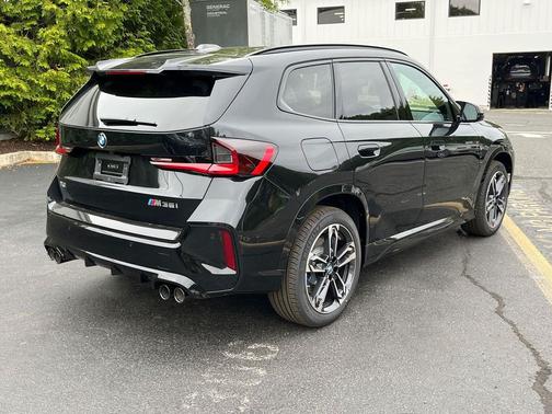 2026 BMW X1 M35i