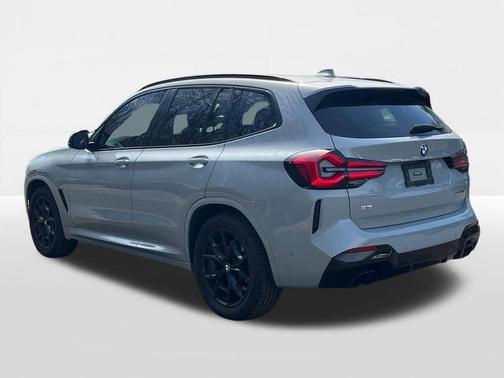 2023 BMW X3 M40i