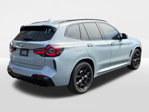 2023 BMW X3 M40i