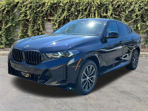 BLACK 2027 BMW X6 xDrive40i