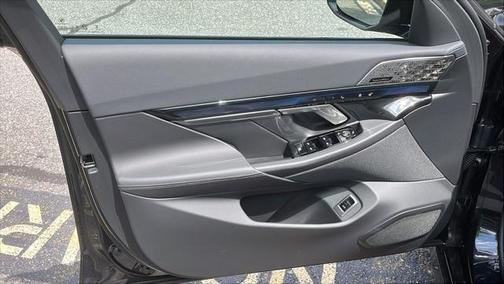 2025 BMW i5 M60
