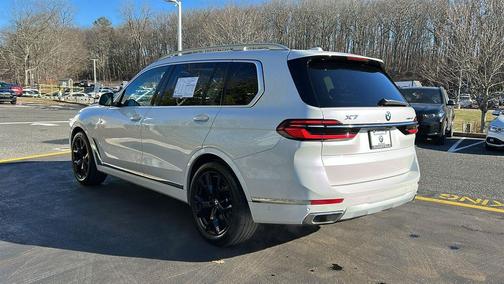 2024 BMW X7 xDrive40i
