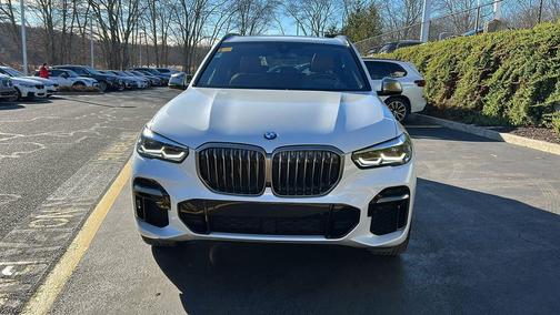 2023 BMW X5 M50i