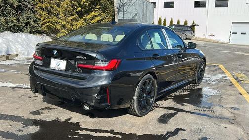 2026 BMW 330 xDrive NA