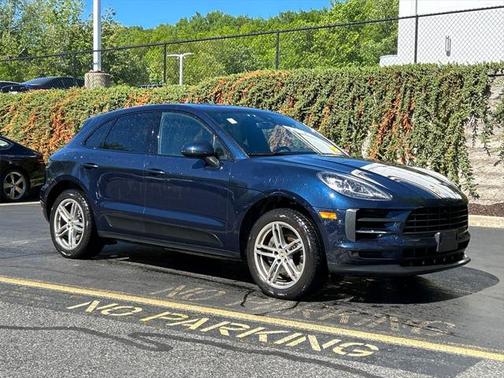 2020 Porsche Macan Base