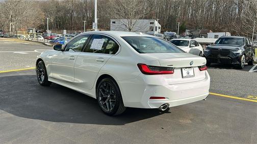 2025 BMW 330 xDrive