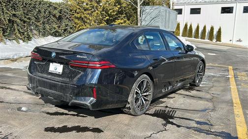 2026 BMW 550e xDrive