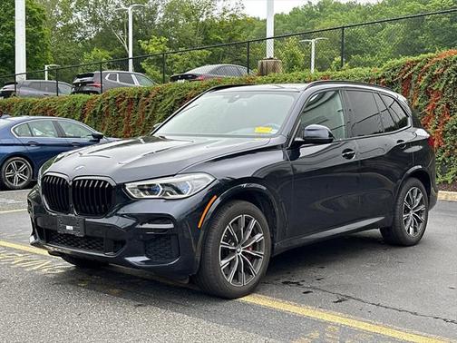 2023 BMW X5 M50i