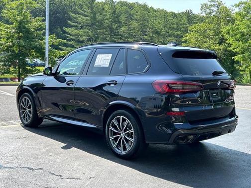 2023 BMW X5 M50i