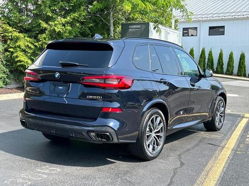2023 BMW X5 M50i