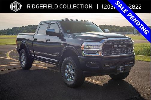 2022 RAM 2500 Limited Crew Cab 4x4 6'4' Box