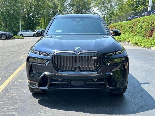2026 BMW X7 M60i