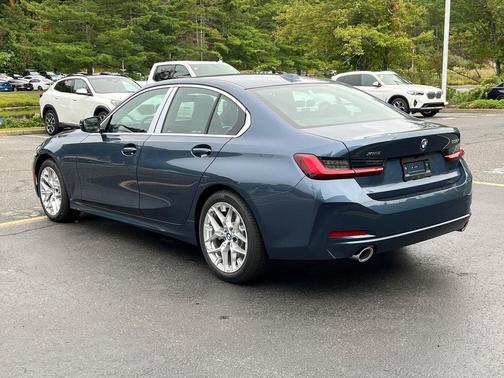 2025 BMW 330 i xDrive
