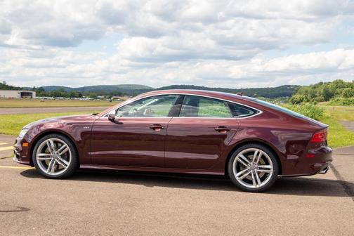 RED 2013 Audi S7 4.0T Prestige