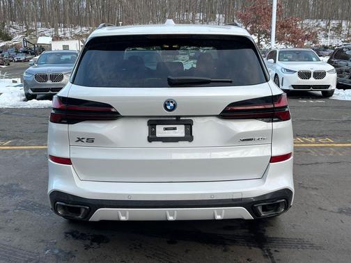 2026 BMW X5 PHEV xDrive50e