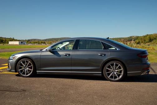 2023 Audi S8 4.0T