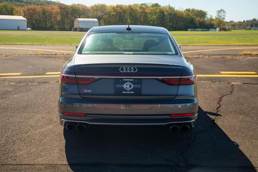 2023 Audi S8 4.0T