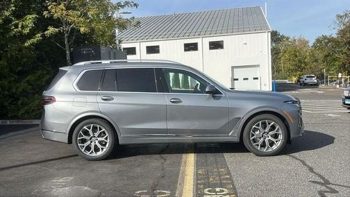 2026 BMW X7 xDrive40i