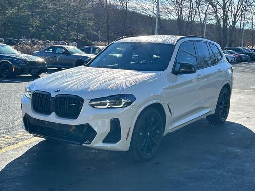 2023 BMW X3 M40i