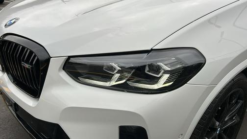 2023 BMW X3 M40i