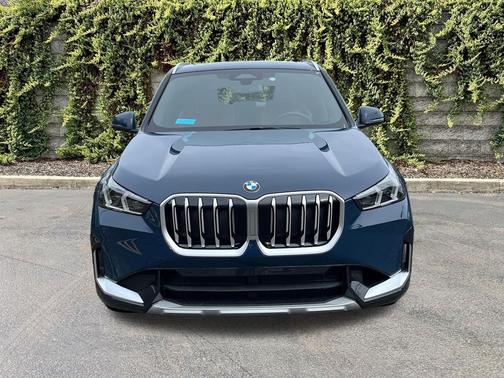 Night Dusk Blue Metallic 2026 BMW X1 xDrive28i