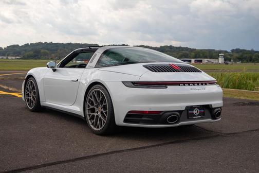 2023 Porsche 911 Targa 4 GTS