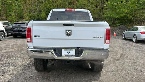 Bright White Clearcoat 2017 RAM 2500 Laramie Crew Cab 4x4 6'4' Box
