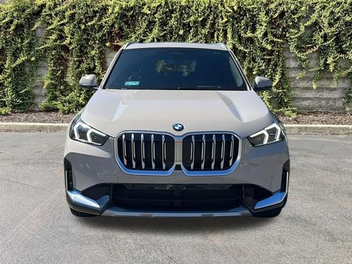 Dune Grey Metallic 2026 BMW X1 xDrive28i