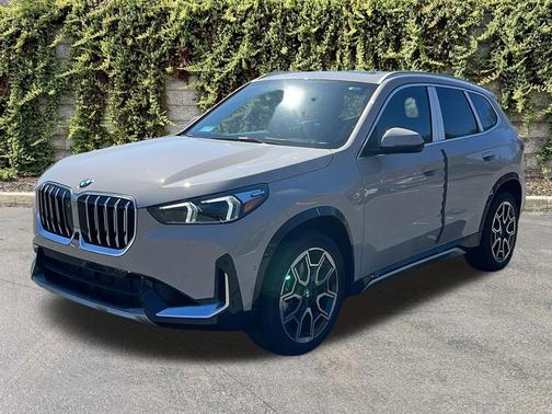 Dune Grey Metallic 2026 BMW X1 xDrive28i