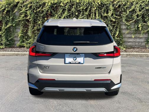 Dune Grey Metallic 2026 BMW X1 xDrive28i
