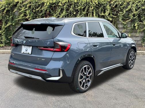 Storm Bay Metallic 2026 BMW X1 xDrive28i